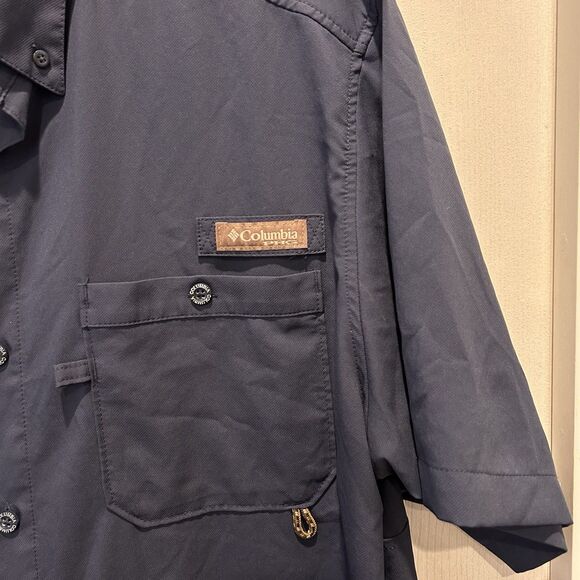 Columbia PFG Vented Fishing Short Sleeve Blue Button Shirt Men L Polyester - Picture 2 of 7